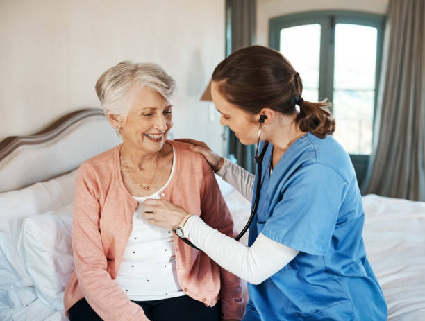 istock Her favourite doctor does house calls 1165370966