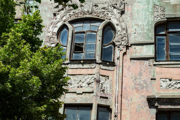 istock Vintage windows in abandoned house. 1165392798
