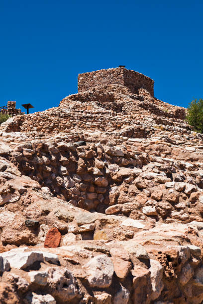 tuzigoot pueblo ruins at tuzigoot national monument in arizona, united states - tuzigoot national monument building feature wall architectural feature imagens e fotografias de stock