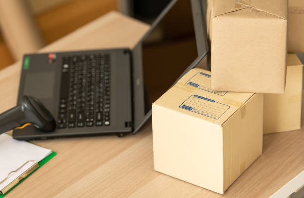 istock SME Shopping online 1165440312