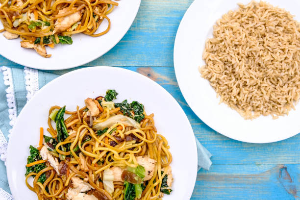 istock Chinese Style Chicken Chow Mein Meal With Egg Noodles 1165513576