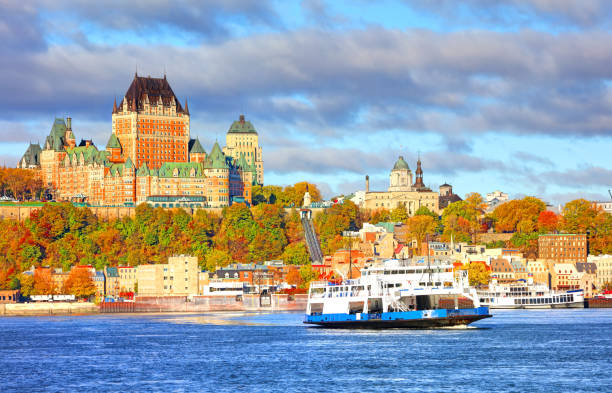 осень в квебеке, квебек - quebec city стоковые фото и изображения