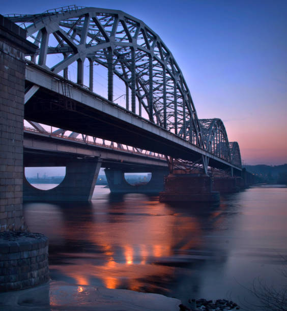 istock Darnitsky Bridge, Kiev Ukraine 1165556419
