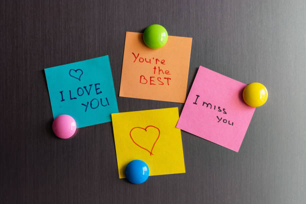 declaration of love on the sticker for notes on the refrigerator
