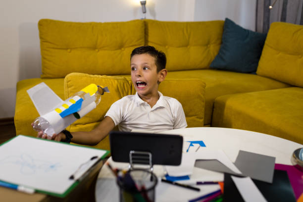 istock Playing with recycled toys is funny 1165704001