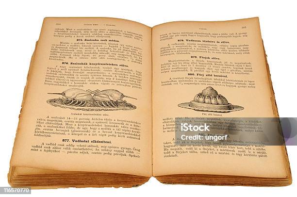 Foto de Velho Livro De Receitas e mais fotos de stock de Caderno de Receitas - Caderno de Receitas, Antigo, Receita