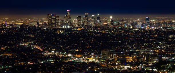 istock Los Angeles Evening Cityscape Panorama 1165716281