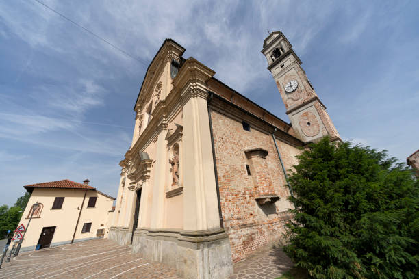 Caselle Lurani: exterior of the San Giuseppe church Caselle Lurani, Italy - June 15, 2019: Caselle Lurani, Lodi, Lombardy, Italy: exterior of the historic San Giuseppe church lodi italy stock pictures, royalty-free photos & images