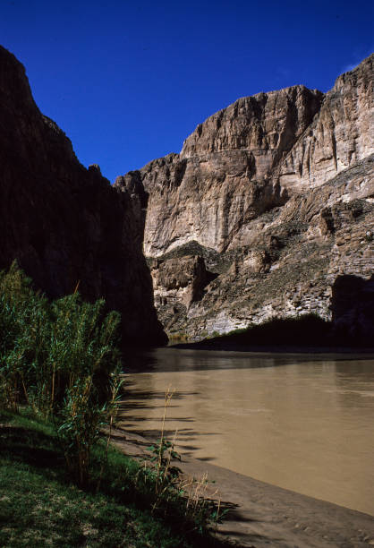 istock 1984 Big Bend NP - Boquillas Canyon & River Vertical 1165772698