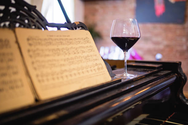 istock Red wine presentation of a luxury restaurant 1165781580