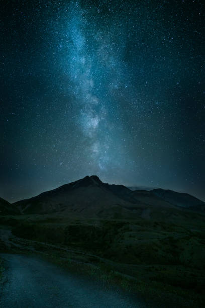 istock Milky Way Over Mount Saint Helens 1165794460