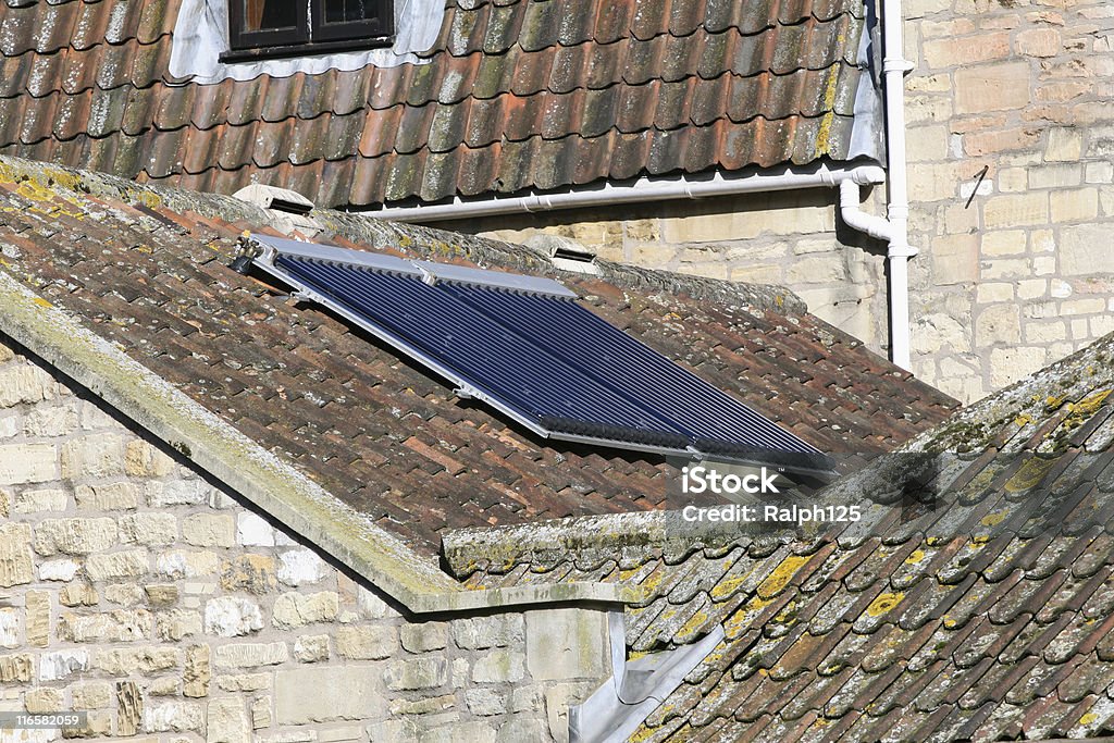 solar de calentamiento de agua - Foto de stock de Agua libre de derechos