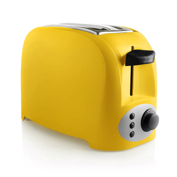 gelbbrot toaster auf weiß - getoastet stock-fotos und bilder