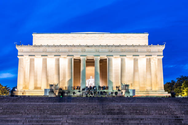istock Lincoln Memorial Washington DC USA 1165860598