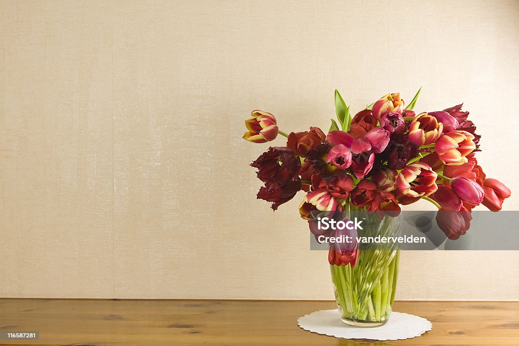 Tulipanes rojos - Foto de stock de Abstracto libre de derechos