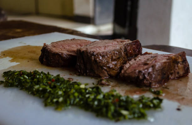 barbecue argentin - steak argentina food silverware photos et images de collection