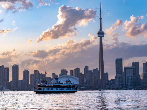 istock Toronto City Skyline at Dusk 1165897332