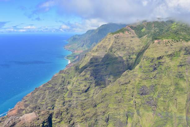 istock Napali Coast, Kauai 1165898315