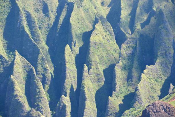 istock Napali Coast, Kauai 1165898407