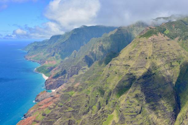 istock Napali Coast, Kauai 1165899126