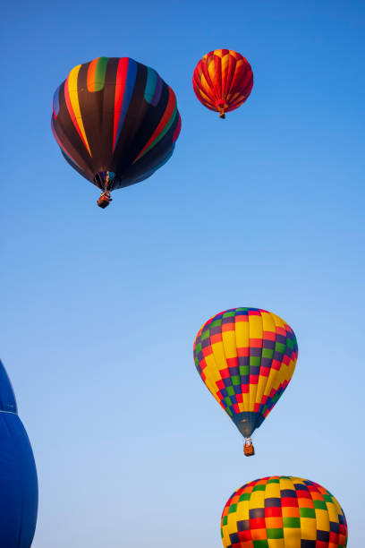 istock Hot air balloons 1165902540