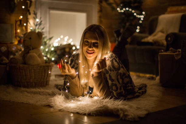 istock Christmas lights and I 1165931715