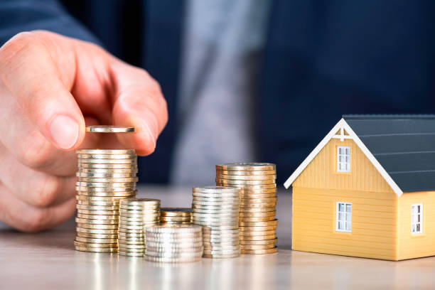 planowanie kupno nieruchomości oszczędności - własność domu - house currency investment residential structure zdjęcia i obrazy z banku zdjęć