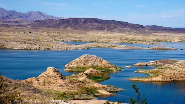 istock Secluded Area at Lake Mead 1165992360