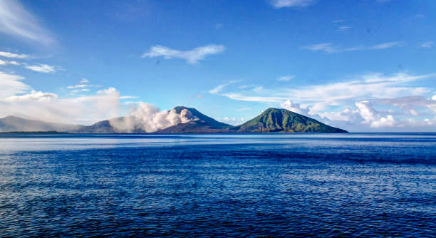 Eruption of Tavurvur volcano, Rabaul, New Britain island, PNG Eruption of Tavurvur volcano at Rabaul, New Britain island, Papua New Guinea plant png photos stock pictures, royalty-free photos & images