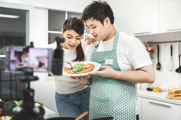 istock Vlogger and blogger cooking job concept 1166043991