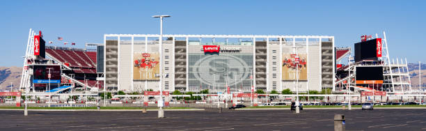 vista panoramica del levi's stadium, santa clara, california - livello di sport foto e immagini stock