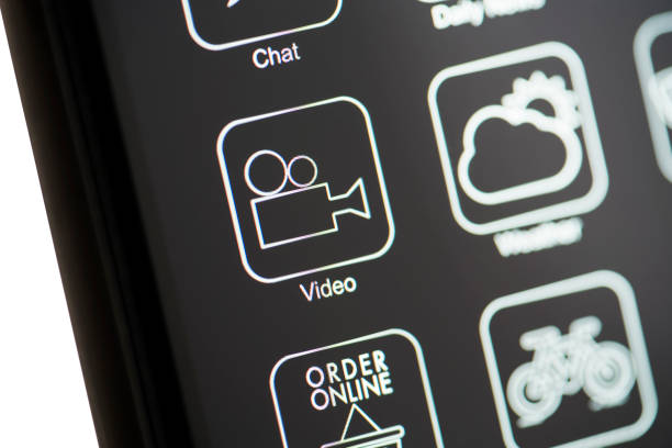 istock Video app logo on dark mode phone screen 1166144625