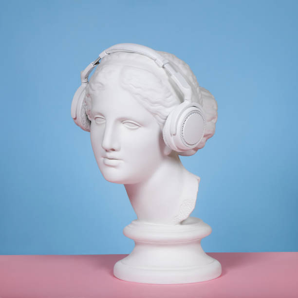 istock Female plaster head with headphones 1166150647