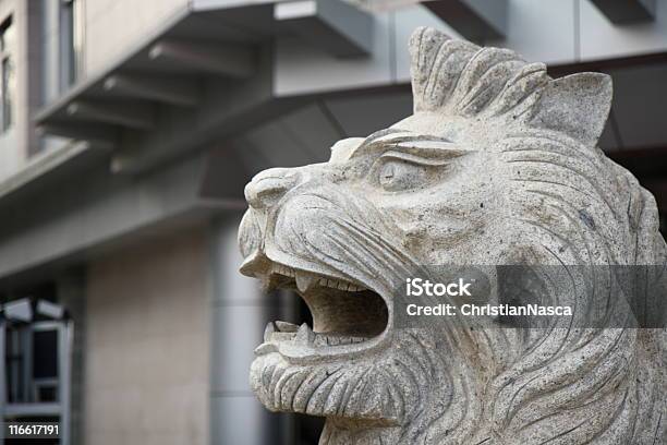 Photo libre de droit de Lion Impérial Série banque d'images et plus d'images libres de droit de Agent de sécurité - Agent de sécurité, Agression, Armée