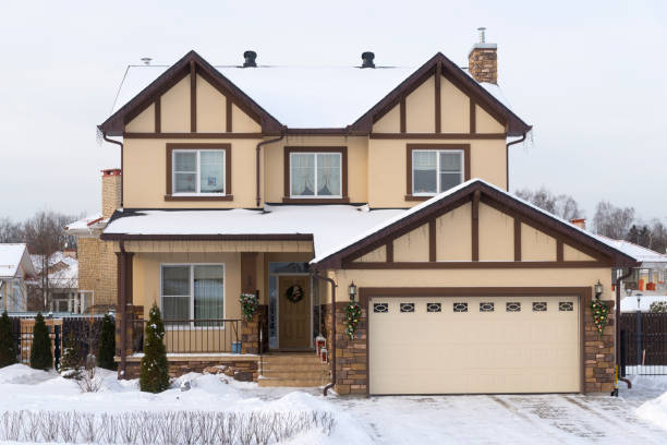 istock christmass suburban house 1166245733