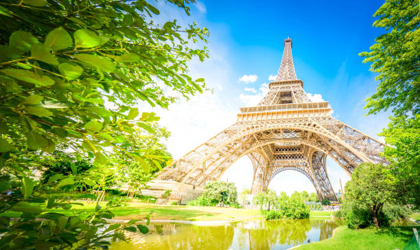 istock eiffel tour and Paris cityscape 1166287660