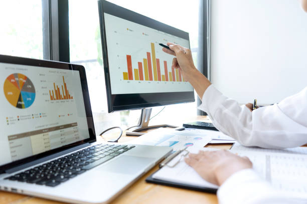 istock Businessman coaching office staff 1166304715