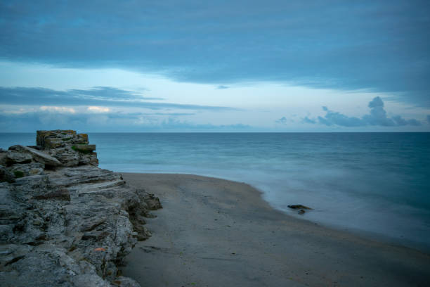 Silky water at pentewan sands in the evening