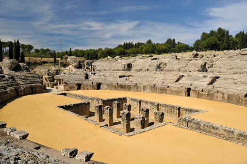 Anfiteatro de Itálica arqueológicos complejo, Santiponce, España photo