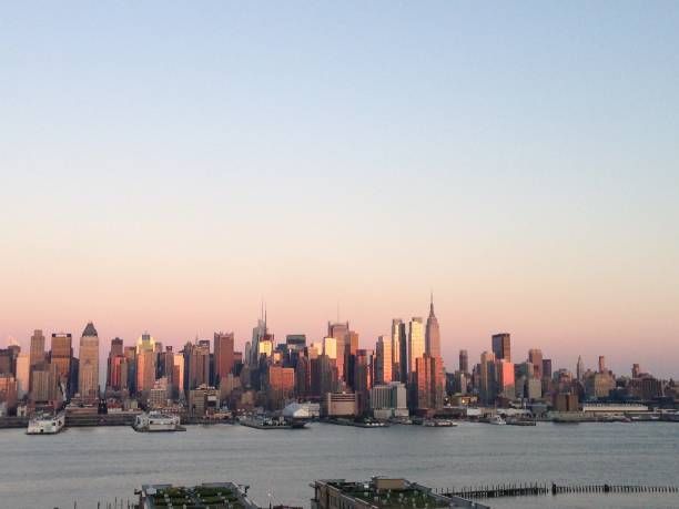 istock Skyline de Nova York visto de New Jersey 1166445137
