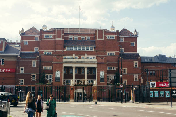 o oval, campo internacional do grilo em kennington, londres sul - oval cricket ground - fotografias e filmes do acervo