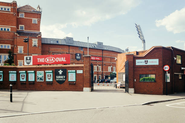 o oval, campo internacional do grilo em kennington, londres sul - oval cricket ground - fotografias e filmes do acervo