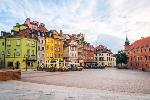 istock Square of Warsaw old town 1166468912