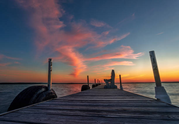 istock Higgins Lake Dock Cotton Candy Sunset 1166518653