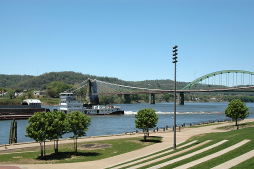 Tug boat and barge on the Ohio River at Wheeling, West Virginia