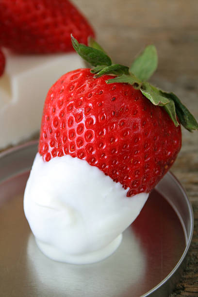 istock Strawberry and White Chocolate 116658379
