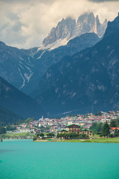 auronzo di cadore (belluno) - belluno veneto european alps lake - fotografias e filmes do acervo