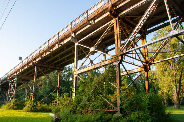 istock Abandoned Indiana to Illinois Bridge 1166700184