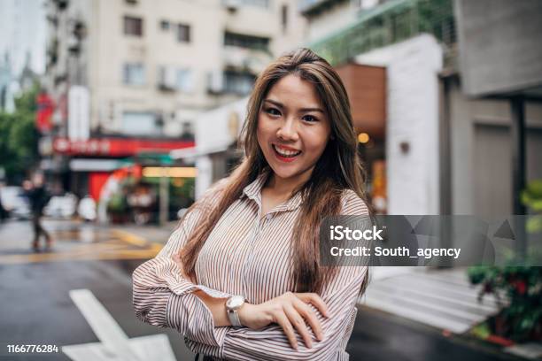 Rainy Day In New York City Stock Photo - Download Image Now - Adult,  Beautiful People, Beauty - iStock