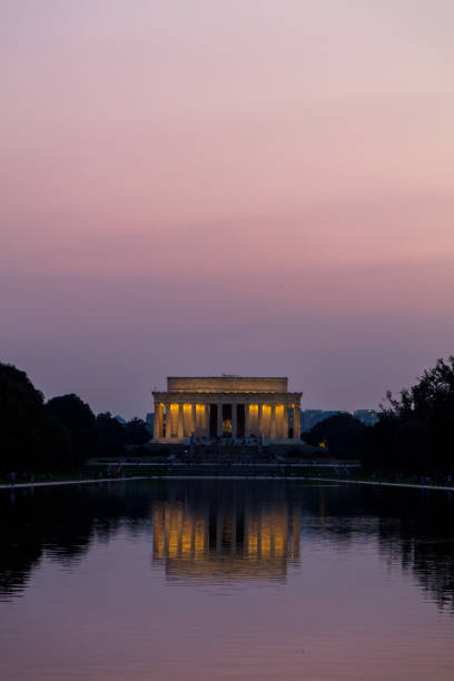 istock Silhouetted Lincoln Memorial 1166825530
